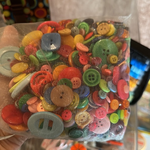 Sew it up butter cup - Picture 6 of 7